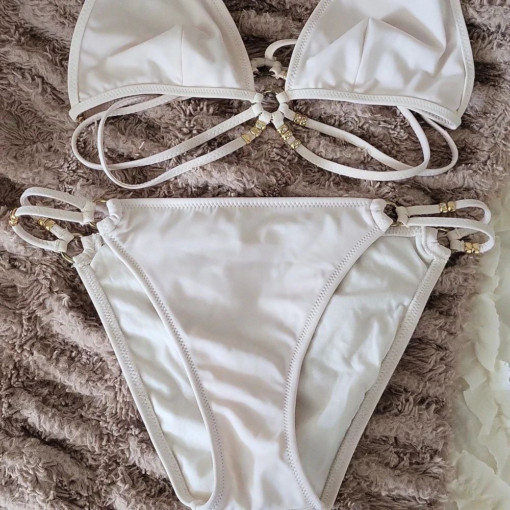 Vintage Sexy JLO Cream/White String Bikini W/ Gold Beaded Detail🤍 RARE - Picture 2 of 6